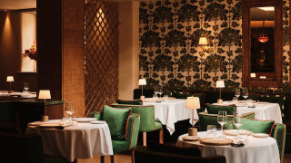 Χριστούγεννα στο The Margi: Μία μαγική εμπειρία με φόντο την Αθηναϊκή Ριβιέρα