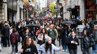 Λιανεμπόριο: Οι αγορές των Χριστουγέννων η τελευταία ευκαιρία για θετική πορεία το 2025