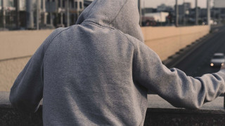 Τρόμος για δύο 12χρονες στο Νέο Ηράκλειο: Ανήλικος τις απείλησε με μαχαίρι για να τις ληστέψει