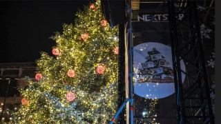 Χριστουγεννιάτικη μαγεία στην πλατεία Αριστοτέλους με τον Αντώνη Ρέμο