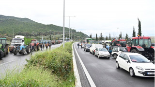 Αγρότες: Νέος αποκλεισμός στον Μπράλο έως τις 17:00 - Ακινητοποιημένα τα οχήματα