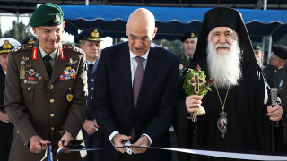 Δένδιας: Εγκαινίασε 37 νέες στρατιωτικές κατοικίες στο Χαϊδάρι