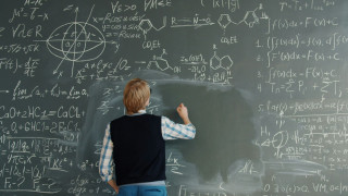 15χρονος αποκτά διδακτορικό στη κβαντική φυσική - Επόμενος στόχος του οι «υπεράνθρωποι» με AI