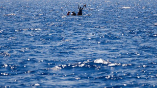 Διάσωση 60 μεταναστών στα ανοιχτά της Μάλτας μετά την ανατροπή του σκάφους τους