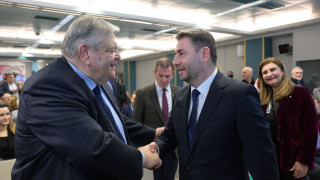 Συνταγματική αναθεώρηση: Στο στόχαστρο του ΠΑΣΟΚ ατιμωρησία υπουργών και θεσμική κρίση