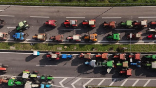 Λαμία: Αγρότες έκλεισαν για μία ώρα όλες τις διαβάσεις στον Μπράλο