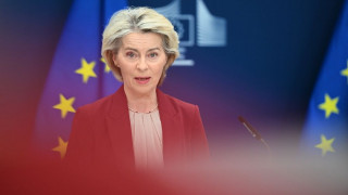 H ΕΕ παγώνει επ΄ αόριστον περιουσιακά στοιχεία της Ρωσίας