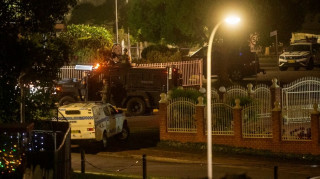 Σίδνεϊ: Αυτοί είναι οι δύο μακελάρηδες που σκόρπισαν θάνατο - Στο νοσοκομείο ο Μουσουλμάνος ήρωας