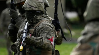 Ο αργηγός Ε.Δ. της Βρετανίας προειδοποιεί: «Οι γιοι και κόρες μας να είναι έτοιμοι να πολεμήσουν»