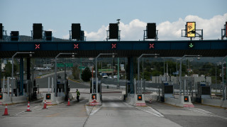 Διακοπή κυκλοφορίας στα διόδια Αφιδνών - Φωτιά σε φορτηγό