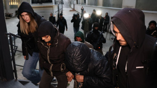 ΟΠΕΚΕΠΕ: Ελεύθερη με περιοριστικούς όρους η μητέρα του φερόμενου ως αρχηγού του κυκλώματος