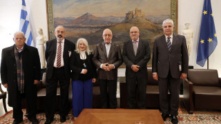 Συνάντηση Κακλαμάνη με εκπροσώπους Πολυτέκνων: Περισσότερα παιδιά, χαρούμενη ζωή, ισχυρότερη Ελλάδα