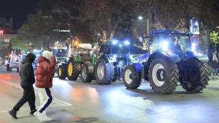 Μήνυμα της κυβέρνησης στα μπλόκα με νέα μέτρα και παροχές - Την Πέμπτη οι αποφάσεις των αγροτών
