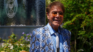 Σερ Κλιφ Ρίτσαρντ: Αποκάλυψε ότι διαγνώστηκε με καρκίνο του προστάτη – «Να ελέγχεστε έγκαιρα»