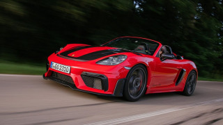 Oι νέες Porsche 718 δεν θα είναι μόνο ηλεκτρικές