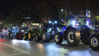 Πίσω στα μπλόκα οι αγρότες: «Ξανασκεφτείτε το» καλούν την κυβέρνηση και βάζουν «κόκκινες γραμμές»