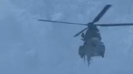 Καρέ - καρε η στιγμή της ανάσυρσης των σορών στα Βαρδούσια