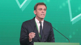 ΠΑΣΟΚ - Mάντζος: «Συμφωνεί ο πρωθυπουργός για τις αναρτήσεις των Γεωργιάδη - Πλεύρη;»