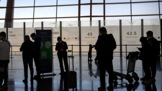 Για ποιους επιτρέπεται η είσοδος και η έξοδος από τη χώρα το 2026: Τι προβλέπει η απόφαση Χρυσοχοΐδη