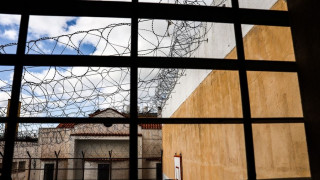 Αστυνομική επιχείρηση στις φυλακές Κορυδαλλού - Στα «χέρια» της ΕΛ.ΑΣ. δύο κινητά