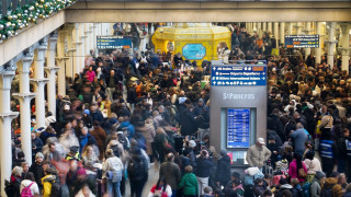 Δεύτερη μέρα ταλαιπωρίας για τους επιβάτες του Eurostar: Ακυρώσεις και τροποποιήσεις δρομολογίων