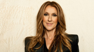 Οι τρυφερές ευχές της Σελίν Ντιόν για τη νέα χρονιά στα εκατομμύρια θαυμαστών της