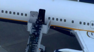 Βενεζουέλα: Στη Νέα Υόρκη έφτασε ο Μαδούρο και η σύζυγός του - Ίσως και τη Δευτέρα το δικαστήριο