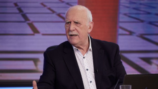 Πέθανε ο Γιώργος Παπαδάκης - Τα πρώτα βήματα στη δημοσιογραφία και το «Καλημέρα Ελλάδα»