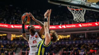 Φενέρμπαχτσε - Ολυμπιακός 88-80: Οι Ερυθρόλευκοι λύγισαν στην Πόλη χωρίς Μιλουτίνοφ