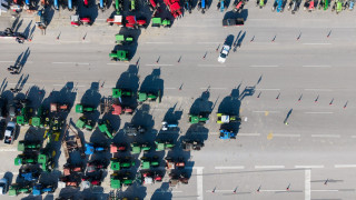 Live η εξειδίκευση των μέτρων για τους αγρότες: Τι ανακοινώνεται για ρεύμα, πετρέλαιο, επιδοτήσεις