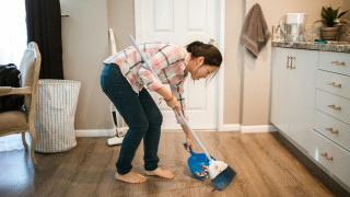 Από την απλή σκούπα στη ρομποτική καθαριότητα: Τότε & τώρα