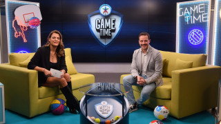 Ο Δημήτρης Μακαλιάς σκίζει το σενάριο και μετατρέπει το GAME TIME σε stand-up show