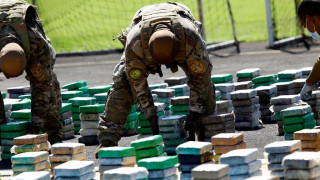 Παναμάς: Κατασχέθηκαν πάνω από πέντε τόνοι ναρκωτικών μετά από καταδίωξη