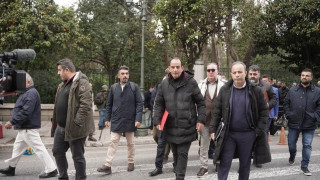 Έφτασαν στο Μαξίμου οι εκπρόσωποι των αγροτών για τη συνάντηση με τον Κυριάκο Μητσοτάκη