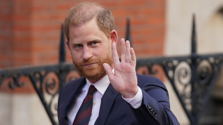 Ο Χάρι ξανά απέναντι στα tabloids – Αυτή τη φορά με το βλέμμα στη συμφιλίωση