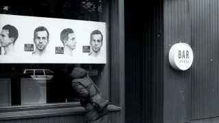 Bookreads: O Γιώργος Τσακνιάς χαρτογραφεί τον χρόνο στο «Ουμπίκικους»