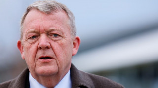 Πρώην γ.γ. του ΝΑΤΟ στο Νταβός: «Φτάνει πια με τις κολακείες» στον Τραμπ