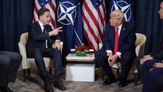 Τραμπ μετά την συνάντηση με Ρούτε: Έχουμε πλαίσιο συμφωνίας για την Γροιλανδία-Δεν επιβάλει δασμούς