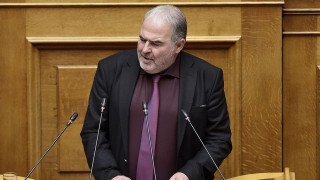 «Απαράδεκτο»: Καταδικάζει ο Κακλαμάνης την αναφορά του βουλευτή Βαλτογιάννη στη Χούντα