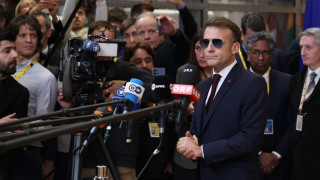 Μακρόν στο Ευρωπαϊκό Συμβούλιο για τις ΗΠΑ: «Είμαστε έτοιμοι αν γίνουμε πάλι στόχος απειλών»