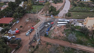 Σε κατάσταση Έκτακτης Ανάγκης η Βάρη - Εικόνες από ψηλά δείχνουν το μέγεθος της καταστροφής