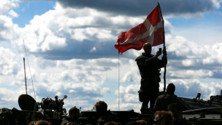 Οι Δανοί στρατιώτες που βρίσκονται στη Γροιλανδία είναι έτοιμοι για μάχη, σύμφωνα δανικά ΜΜΕ