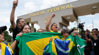 Βραζιλία: Κεραυνός έπεσε σε διαδήλωση υποστηρικτών του Μπολσονάρου - Τουλάχιστον 30 τραυματίες