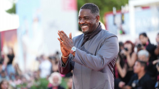 Ο Ίντρις Έλμπα έμεινε... άφωνος: Το κέρινο ομοίωμά του ξεκλειδώνει το Face ID του κινητού του