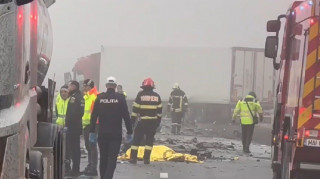 Τροχαίο δυστύχημα με έξι νεκρούς φιλάθλους του ΠΑΟΚ στη Ρουμανία - Σοκαριστικό βίντεο