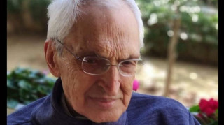 Πέθανε ο καθηγητής πολιτικής θεωρίας Γιώργος Ρούσης - Η αντιστασιακή δράση και το συγγραφικό έργο