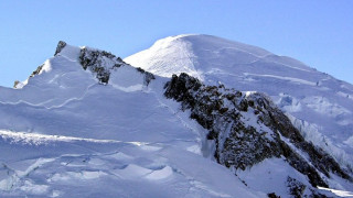 Στις φλόγες τυλίχθηκε πολυτελές ξενοδοχείο στις γαλλικές Άλπεις - Απομακρύνθηκαν 270 άτομα