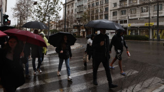 Καιρός: Με ισχυρές βροχές κάνει ποδαρικό ο Απρίλιος - Άνεμοι έως 10 μποφόρ