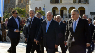 Καραμανλής για Σαμαρά: «Να ακούμε τους πιο έμπειρους, αντί να τους διαγράφουμε»