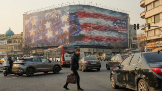 Πυρετώδεις διαπραγματεύσεις ΗΠΑ και Ιραν: Τις επόμενες ημέρες το «πλαίσιο» διαλόγου, λέει η Τεχεράνη